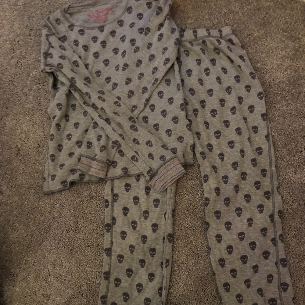 Super cute pj salvage set